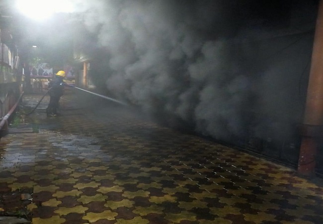 Fire breaks out at shopping centre in Mumbai, 14 fire engines at the spot