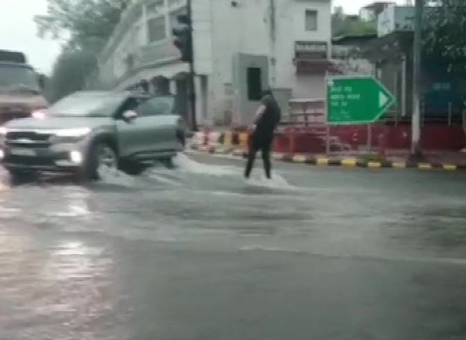 Rain lashes parts of Delhi, spell of showers to continue till July 21