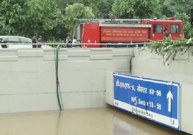 Rains lash Delhi-NCR, Gurugram roads turn into river