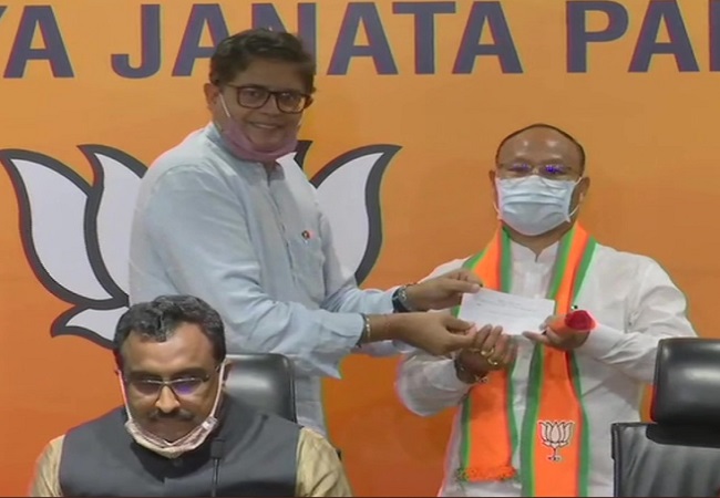 Manipur ex-Cong MLAs join BJP - 1