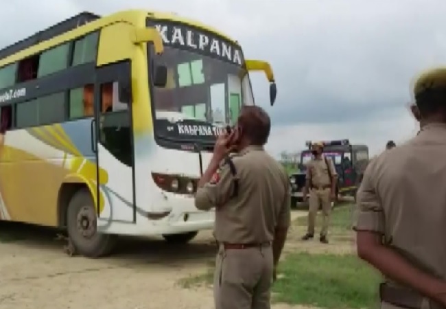 Passenger bus hijacked in Agra by finance company employees found in Uttar Pradesh’s Etawah