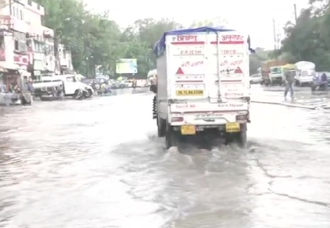 Heavy rain causes waterlogging in several parts of  Delhi-Noida-Gurugram