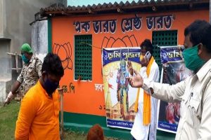 West Bengal: BJP workers detained during Ram pujan preparations in Midnapore