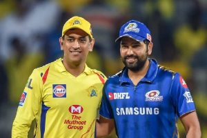 MS Dhoni and Rohit Sharma fans clash in Kolhapur over hoardings, youngster beaten in sugarcane field
