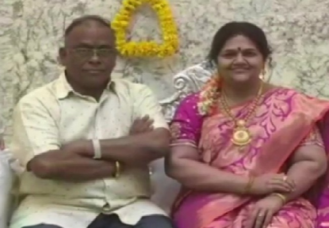 Karnataka industrialist celebrates house warming with wife’s silicon wax statue