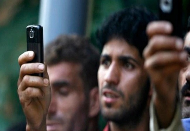 Committee considering restoring 4G internet in 2 J&K districts on trial basis: Centre tells SC