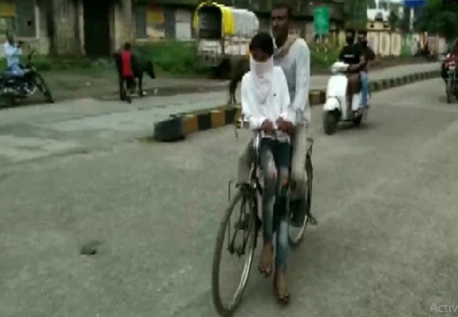 “Ruk Jana Nahin” scheme: MP man pedals bicycle for 105 km to take son to exam centre