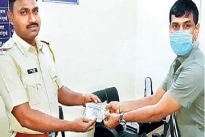 Mumbai man gets stolen wallet back after 14 years