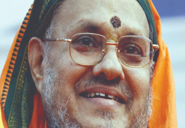 Swami Kesavananda Bharati of Edneer Mutt passes away
