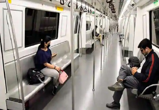 Wearing masks compulsory, limited hours, no ops in containment zones: Centre announces metro travel SOPs