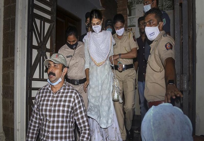 SSR death case: Sara Ali Khan, Simone, Rakul Preet named by Rhea Chakraborty in drug probe, confirms NCB