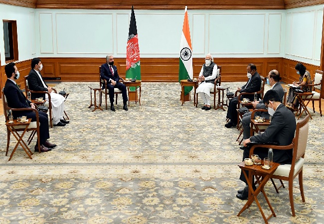 Dr. abdullah abdullah meets prime minister narendra modi