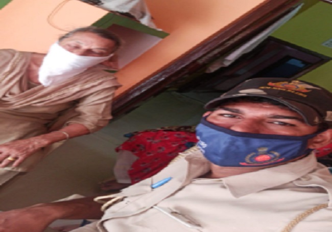 Ghanti bajao, police bulao - Delhi police scheme