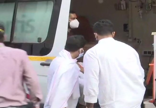 Mortal remains of Union Minister Ram Vilas Paswan being taken to his residence from AIIMS, last rites in Patna on Saturday