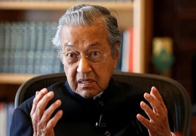 Twitter deletes Ex-Malaysian PM's tweet for glorifying violence; France seeks account suspension