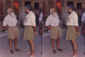 A rare image of PM Narendra Modi with Bharat Ratna Nanaji Deshmukh, both in RSS attire is viral