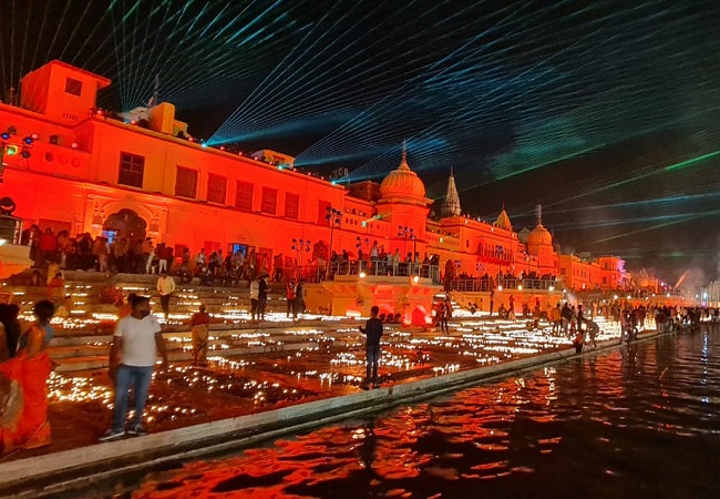 Ayodhya lights 5.84 lakh diya, makes Guinness World Record