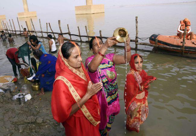 Chhath Puja: UP govt urges people to celebrate festival at home, follow Covid-19 norms