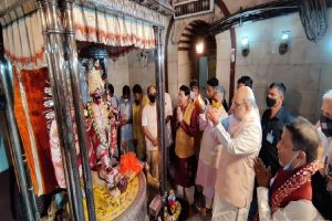 Union Home Minister Amit Shah prays at Dakshineswar Kali Temple, urges people to restore pride of West Bengal