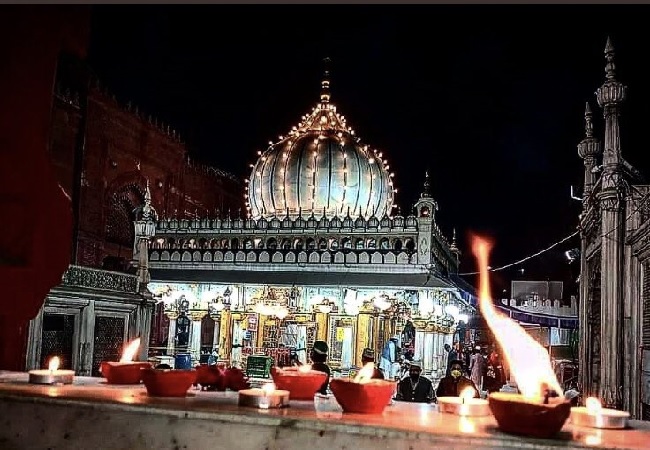 Diwali in Delhi: Lights and diyas adorn the Hazrat Nizamuddin Aulia Dargah