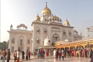 Guru Nanak Jayanti: Devotees offer prayers at Sri Bangla Sahib Gurudwara