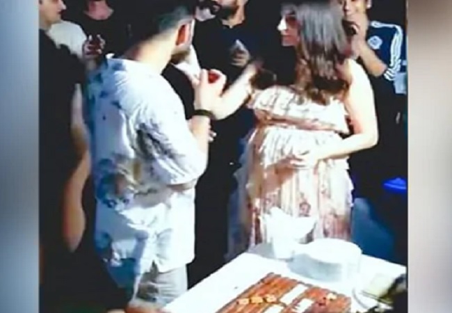 Virat Kohli celebrates birthday in Dubai, hugs and kisses wife Anushka Sharma (VIDEO)
