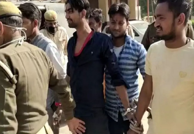 After namaz offered at temple, 4 youth arrested for allegedly chanting 'Hanuman Chalisa' at mosque in Mathura's Govardhan