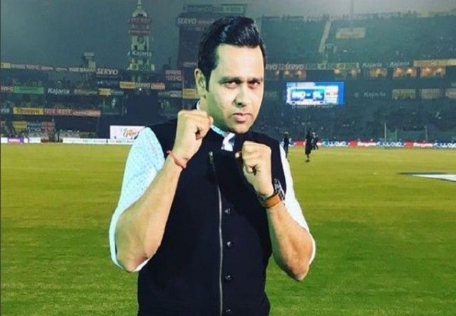 Aakash Chopra targets MS Dhoni, says CSK should retain him if there's a mega auction