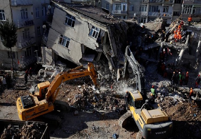 Death toll from earthquake in Western Turkey rises to 49