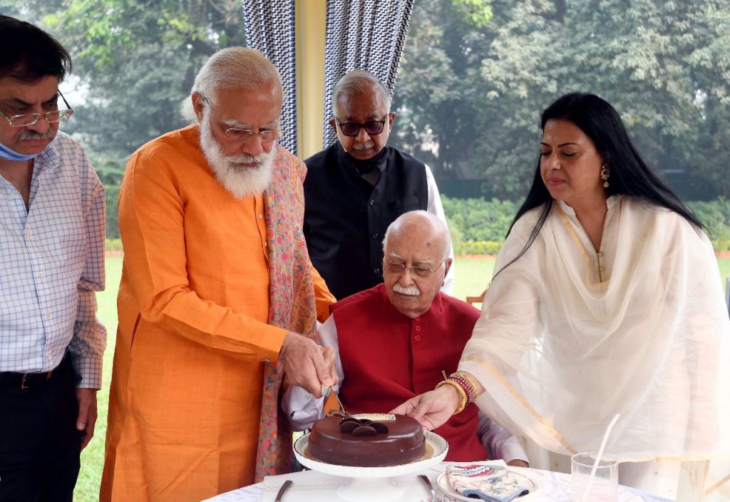 PM Modi-LKAdvani