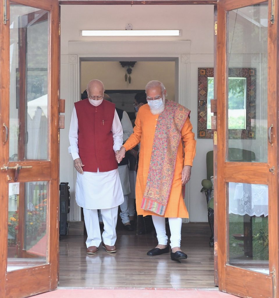 PM Modi-LKAdvani