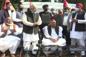 Mulayam Singh Yadav turns 82: Samajwadi Party workers celebrate in Lucknow