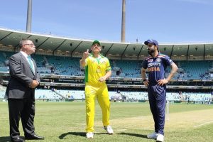 Ind VS Aus: India in desperate search of wicket as Warner, Finch motor along