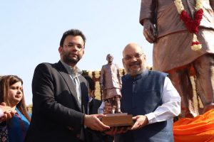 Amit Shah unveils statue of late Arun Jaitley; See Pics