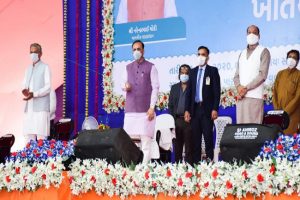 CM Rupani lays foundation of 5 water projects, to enable pure drinking water to 3.82 lakh people