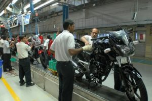 Bajaj Auto to set up Rs 650 cr manufacturing plant in Maharashtra