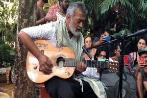 Lucky Ali does impromptu performance of 90’s hit ‘O Sanam’ in Goa, video goes viral