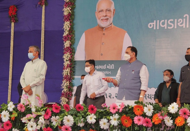 CM Rupani performs ground-breaking ceremony of Navda-Chavand bulk pipeline project worth Rs 644 crores
