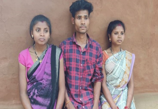 Bastar man marries both his girlfriends in same mandap, wives say they are ‘very happy’