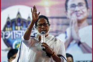 Mamata slams BJP; claims that ‘Centre will reduce fuel price before elections’