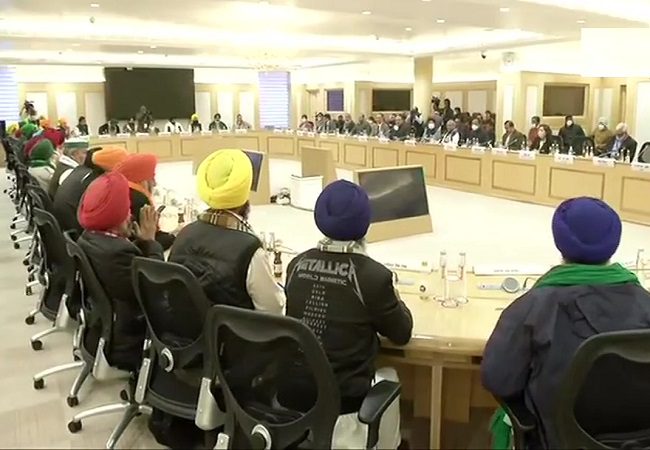 Farmers, Centre holds 10th round of talks on new farm laws