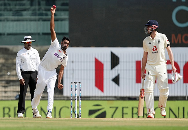 Ind vs Eng, 1st Test: Ashwin claims Six-Wicket haul, England set India ...