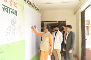 ‘Right To Health’: Famous Ayurvedic Guru unveils signature campaign