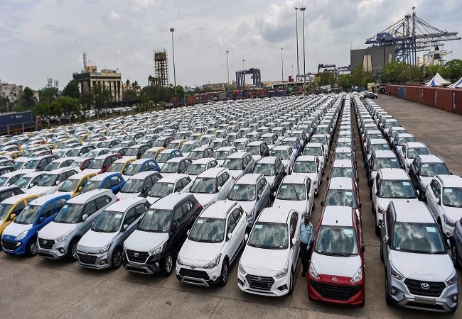 Ind-Ra: 5 to 8% volume decline recorded in passenger vehicles