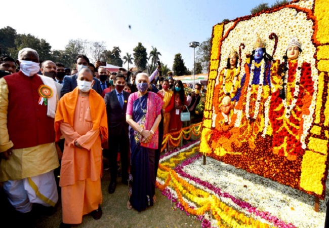 Yogi, Anandiben inaugurate flower exhibition