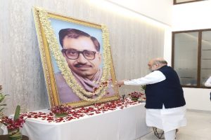 Amit Shah pays floral tribute to Deendayal Upadhyaya on his death anniversary in Guwahati