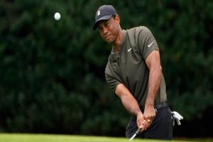 Tiger Woods undergoes ‘long surgical procedure’ on his right leg, ankle after car accident