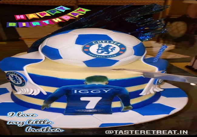 Chelsea cake | thecakestudio | Flickr