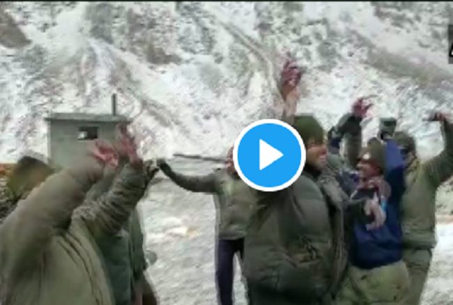 ITBP jawans celebrate Holi near Galwan, Ladakh; their dance on racy track is viral (VIDEO)