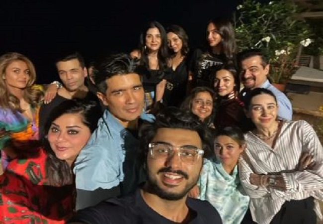 Malaika-Arjun, Karishma Kapoor, Gauri Khan and other celebrities spotted at party hosted by Amrita Arora; See Pics
